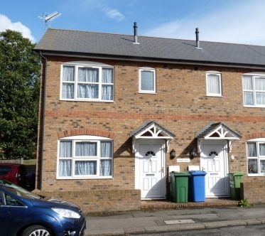 Two bedroom townhouse no.1 with 1 double and 1 single bedroom