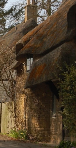 Broadway Boutique Thatched Cottage