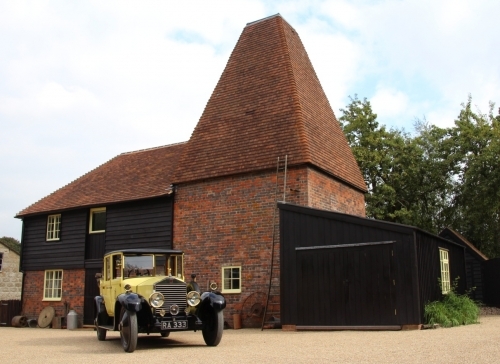 The Oast House Self-Catering Cottage for 8 people in Kent.